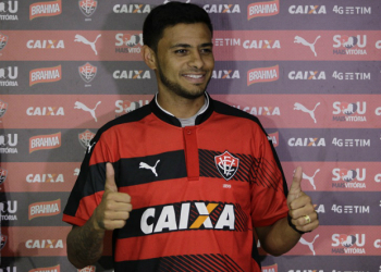 Cleiton Xavier quer fazer história com a camisa do Vitória