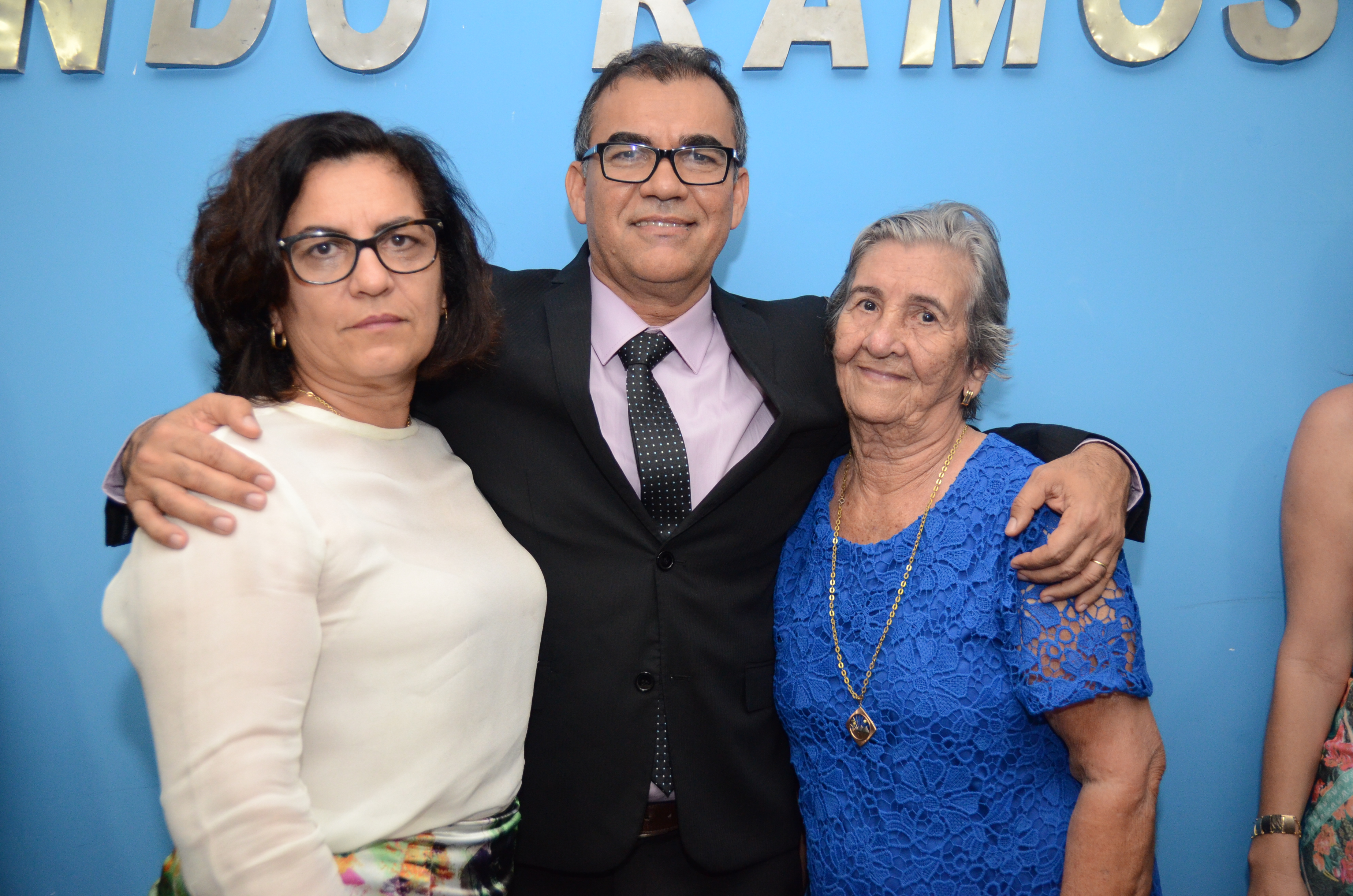 Assis toma posse para segundo mandato e cita grandeza do povo coiteense