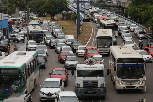 Empresa lança serviço gratuito de defesa de multas de trânsito