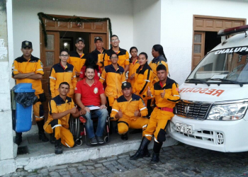 Superação: cadeirante coiteense leva a vida prestando socorro as vítimas de acidente