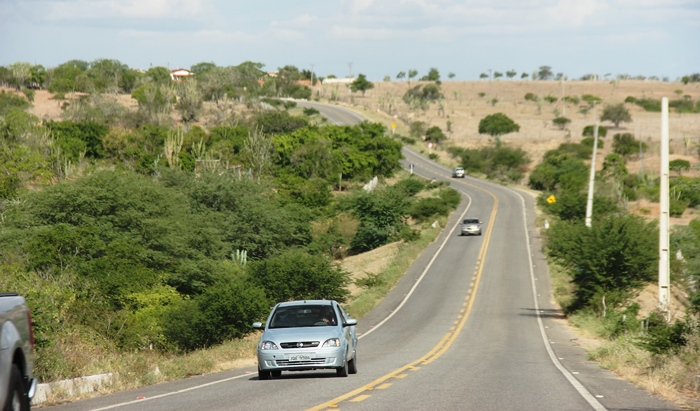 Nova Diretoria do Consorcio do Jacuípe já realizou o “tapa buraco” no trecho Nova Fátima / Capela