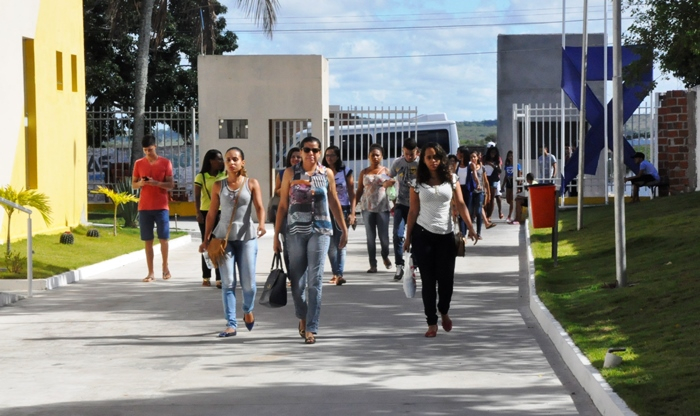 Coité – Faculdade da Região Sisaleira – FARESI segue com inscrições abertas para o vestibular agendado