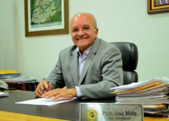 Governador do Amazonas foi acusado de pedir apoio a facção para se reeleger