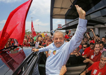 PT espera que STF garanta Lula na disputa presidencial de 2018