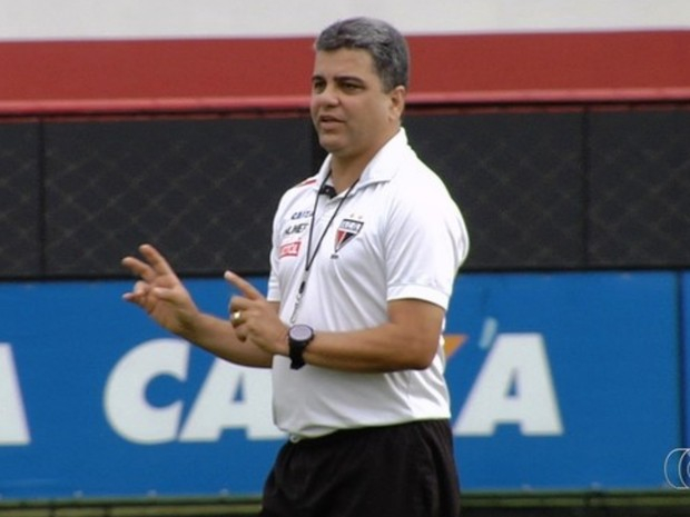 Diretor do Atlético-GO fala do sumiço de Marcelo Cabo: ‘a família está desesperada’