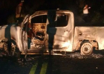 Dois PMs são mortos a tiros durante ataque de bandidos em cidade da BA