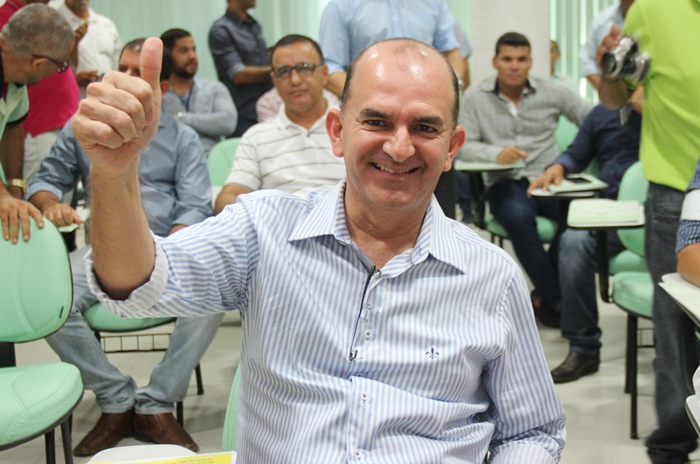 Prefeito de Capela do Alto Alegre é eleito presidente do Consórcio do Jacuípe; 16 municípios fazem parte