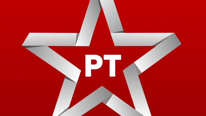 Pintadas: PT responde reportagem sobre exposição de veículos sucateados em praça pública. “A quem interessa o espetáculo?”