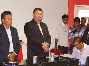 Tragédias, assassinato e mortes por causas naturais impediram que políticos cumprissem seus mandatos