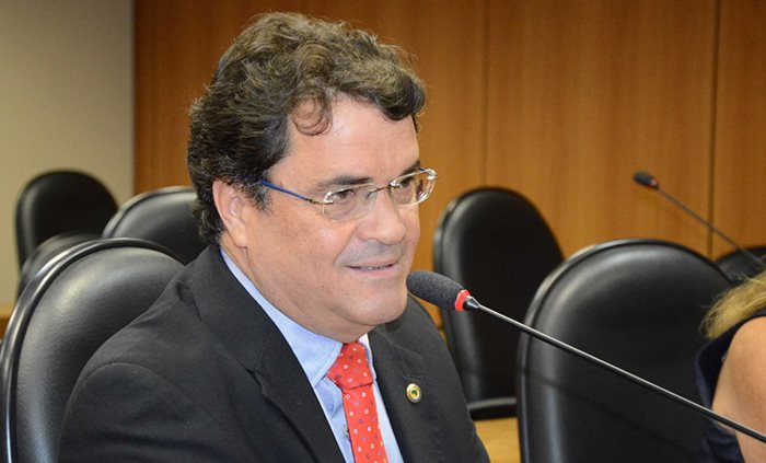 Deputado Ângelo Almeida afirma que Queimadas é referencial no seu mandato