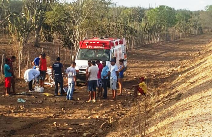 Riachão do Jacuípe – Mulher morre, filha e genro ficam feridos em acidente na BA 120
