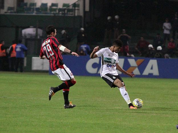 Atletiba de domingo (19) será transmitido pelo YouTube