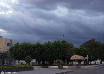 Previsão do tempo aponta chuvas no Sertão nos próximos dias, diz instituto