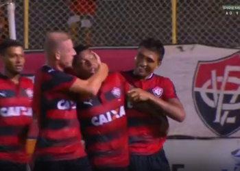 Jogando em casa, Vitória vence o xará de Conquista e se isola na liderança do Baianão