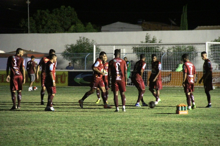 FBF exclui Valfredão, muda jogos do Jacuipense para Pituaçu e time fala em sair do estadual