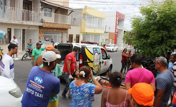 Coité – Trabalhador sofre choque elétrico em rede de alta tensão quando tentava colocar bica em prédio
