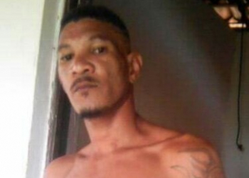 Polícia Civil de Coité prende individuo com mandado de prisão em aberto por tráfico de drogas