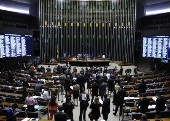 Deputados aprovam criação de documento único para identificação nacional