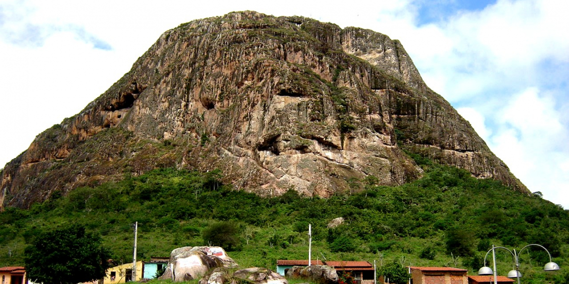 Durante abordagem policial em Tanquinho, suspeito é flagrado com documentos de um PM que estava na operação