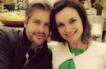 Grávida, mulher de Victor, da dupla com Léo, registra queixa de agressão contra sertanejo