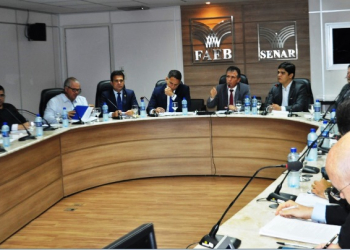 Em reunião na FAEB, secretário da Agricultura garante que aumento da GTA será suspenso