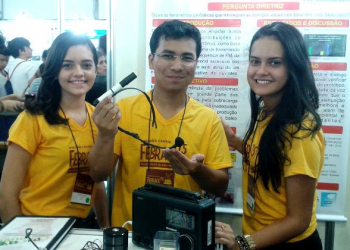 Projetos de estudantes da rede estadual surpreendem visitantes da FEBRACE 2017 em São Paulo; valentenses entre os destaques
