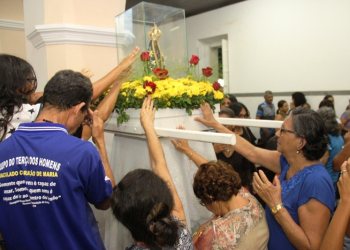 Católicos coiteenses se despedem nesta segunda-feira da imagem peregrina de Nossa Senhora Aparecida