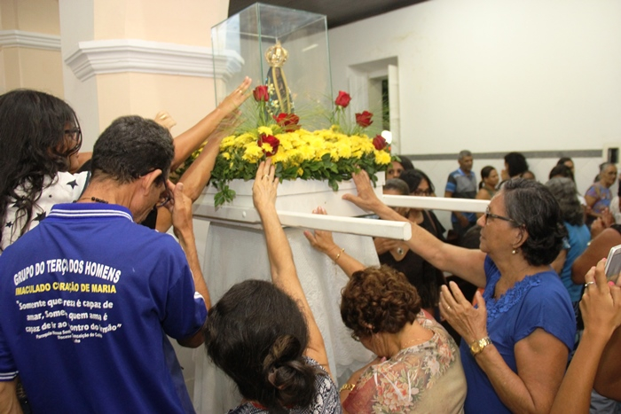 Católicos coiteenses se despedem nesta segunda-feira da imagem peregrina de Nossa Senhora Aparecida