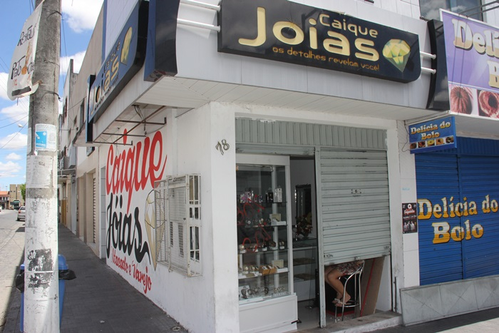 Joalheria é arrombada no Centro de Conceição do Coité