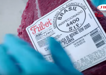 Imagem de comercial da JBS (Friboi) mostra picanha vencida em 2013