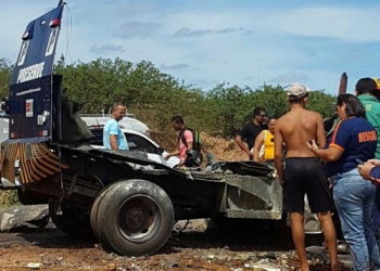 Quadrilha Intercepta e explode carro forte na BR 235