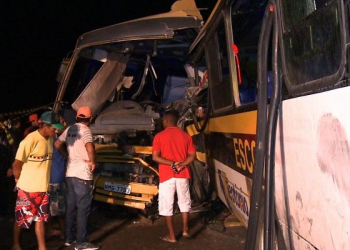 AL – Seis mortos em colisão envolvendo dois ônibus escolares