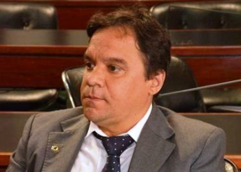 Deputado propõe que escolas estaduais adotem botão do pânico para reduzir violência