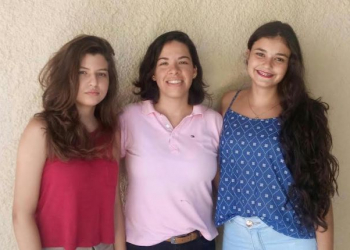 Estudantes descobrem que extrato da erva-cidreira pode matar larvas do Aedes aegypti