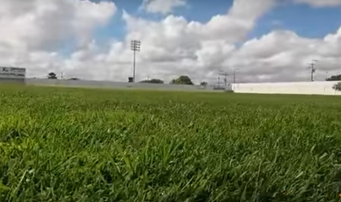 Depois de nova inspeção, FBF aprova recuperação do gramado e Jacuipense volta a mandar seus jogos na Arena Valfredão