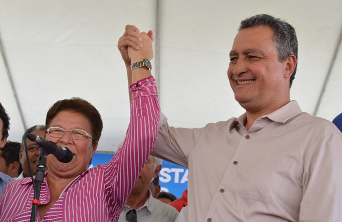 Cicero Dantas – Estando ’em casa’, Fátima Nunes agradece ao governador benefícios recebidos e reivindica mais para o município e região