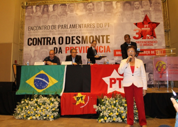 Fátima Nunes e colegas parlamentares baianos participam de Encontro do PT em Brasília