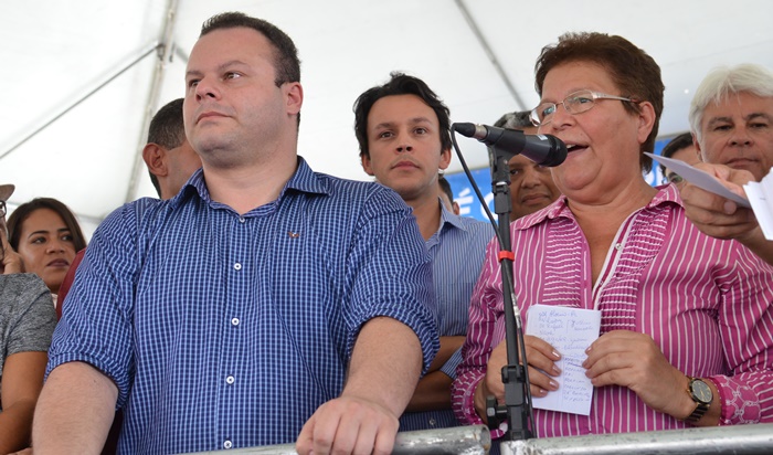 Cicero Dantas – Estando ’em casa’, Fátima Nunes agradece ao governador benefícios recebidos e reivindica mais para o município e região