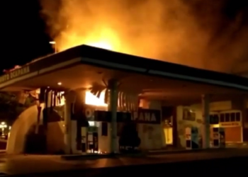 Incêndio atinge posto de combustível em Feira de Santana