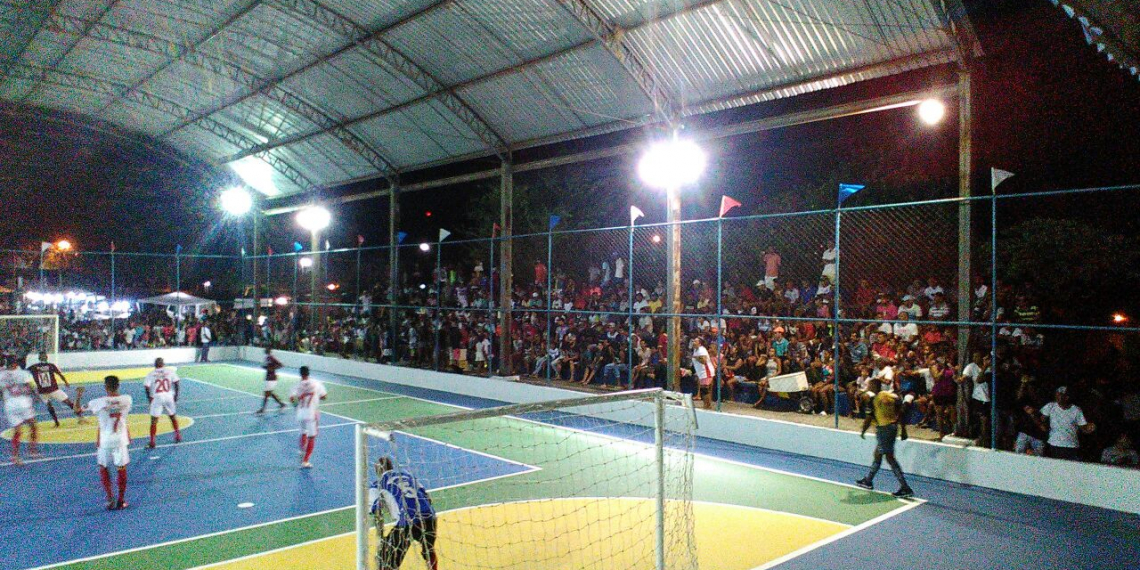Rodada com quatro jogos marcou a abertura do II Campeonato Intermunicipal de Futsal de Santa Bárbara
