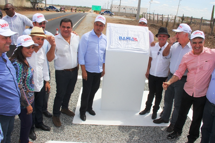 Riachão do Jacuípe I – Discurso de João Bacelar ‘recheado’ de vaia. Parlamentar votou a favor da terceirização