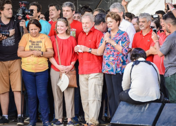 PB – Lula e Dilma visitam obra do São Francisco e fazem discurso