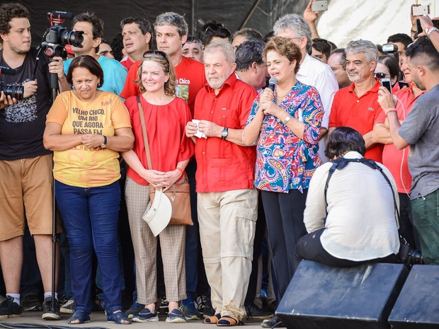 PB – Lula e Dilma visitam obra do São Francisco e fazem discurso