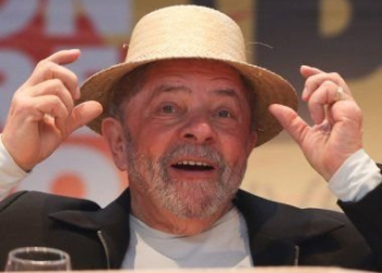 Lula deverá concorrer à presidência nacional do PT para reunificar partido
