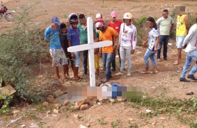 Jovem é executado um dia depois de deixar delegacia onde estava preso por tráfico de drogas