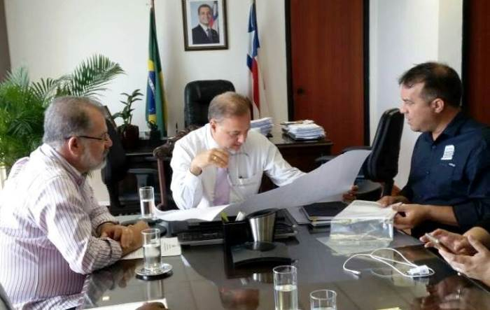 Quijingue: depois de alterar o nome do hospital para homenagear médico, prefeito busca apoio para ampliá-lo