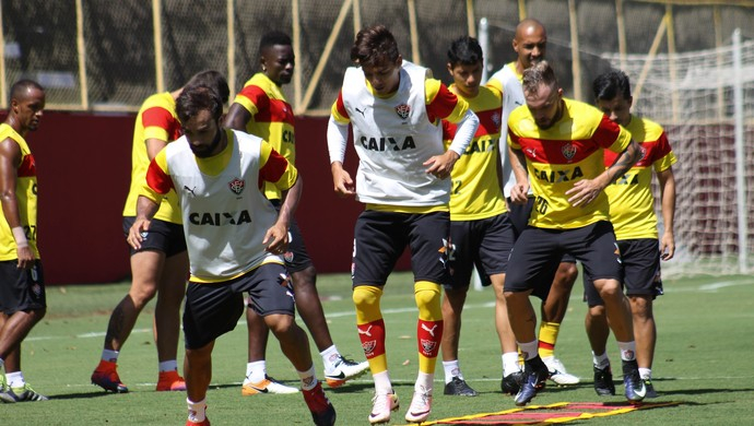 Vitória poupa jogadores em jogo contra o Atlântico no Barradão