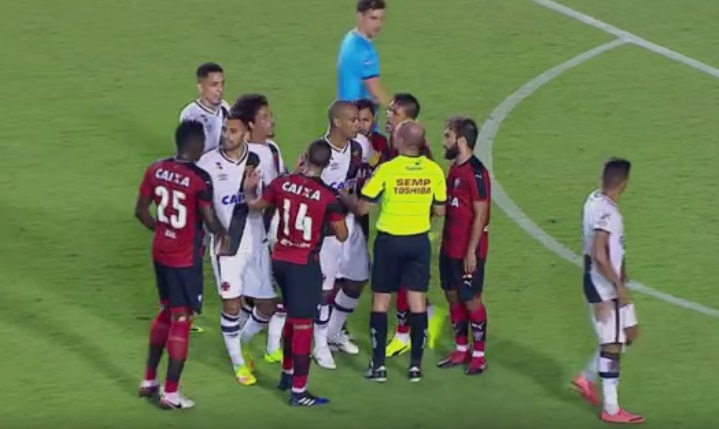 Copa do Brasil: Vitória cede empate ao Vasco nos acréscimos depois de todo segundo tempo com um jogador a menos