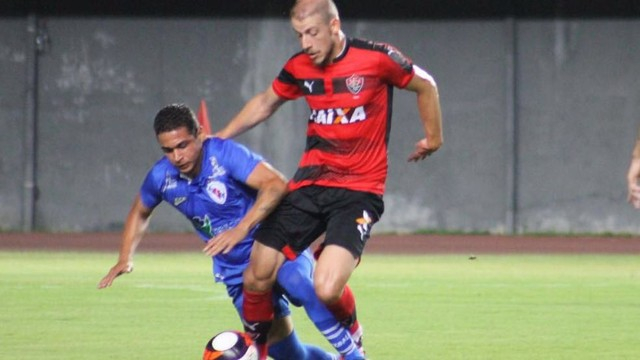 Baianão: Vitória vence o Galícia, chega a 100% de aproveitamento mas sai de campo vaiado