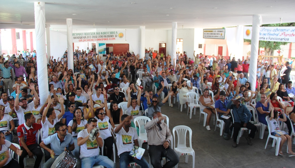 Jacobina – ASCOOB Itapicuru realiza grande assembleia de prestação de contas e sorteia 23 premios entre os cooperados